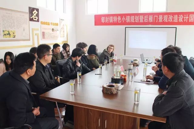 一批批參觀團(tuán)為何頻頻到云臺(tái)冰菊基地參觀？